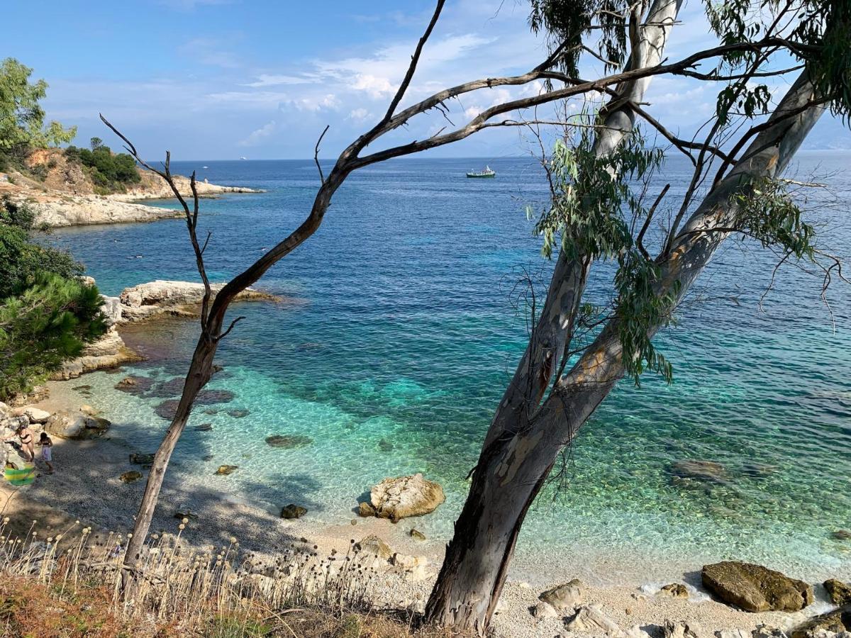 Perris Guest house Kassiopi