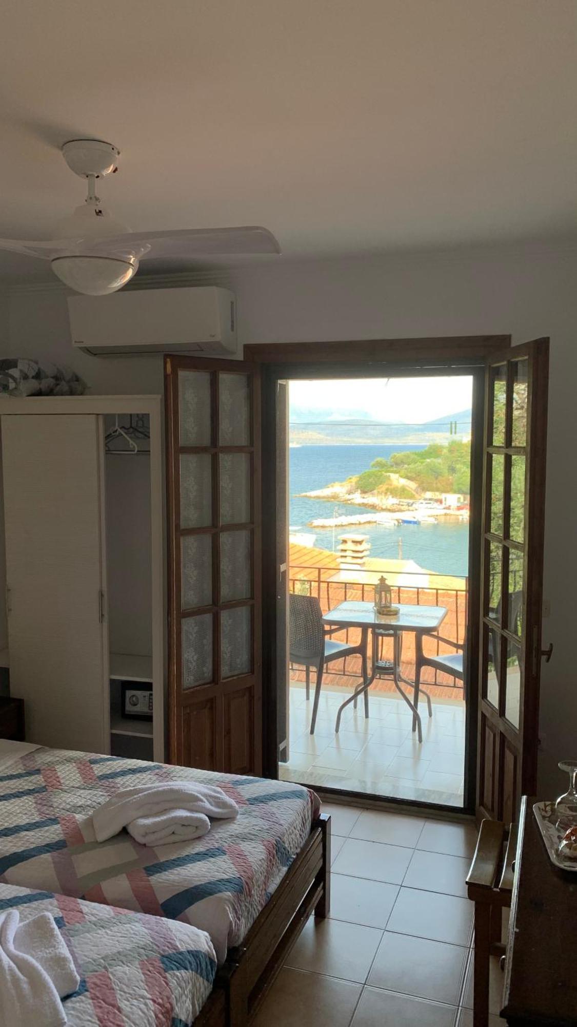 Perris * Kassiopi
